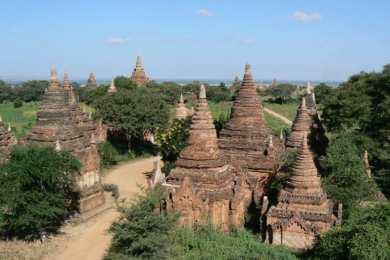 14 Zona archeologica Bagan